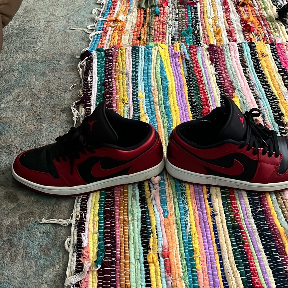 Nike Air Jordan 1. Retro Red and Black size 11 $90 - Picture 1 of 1